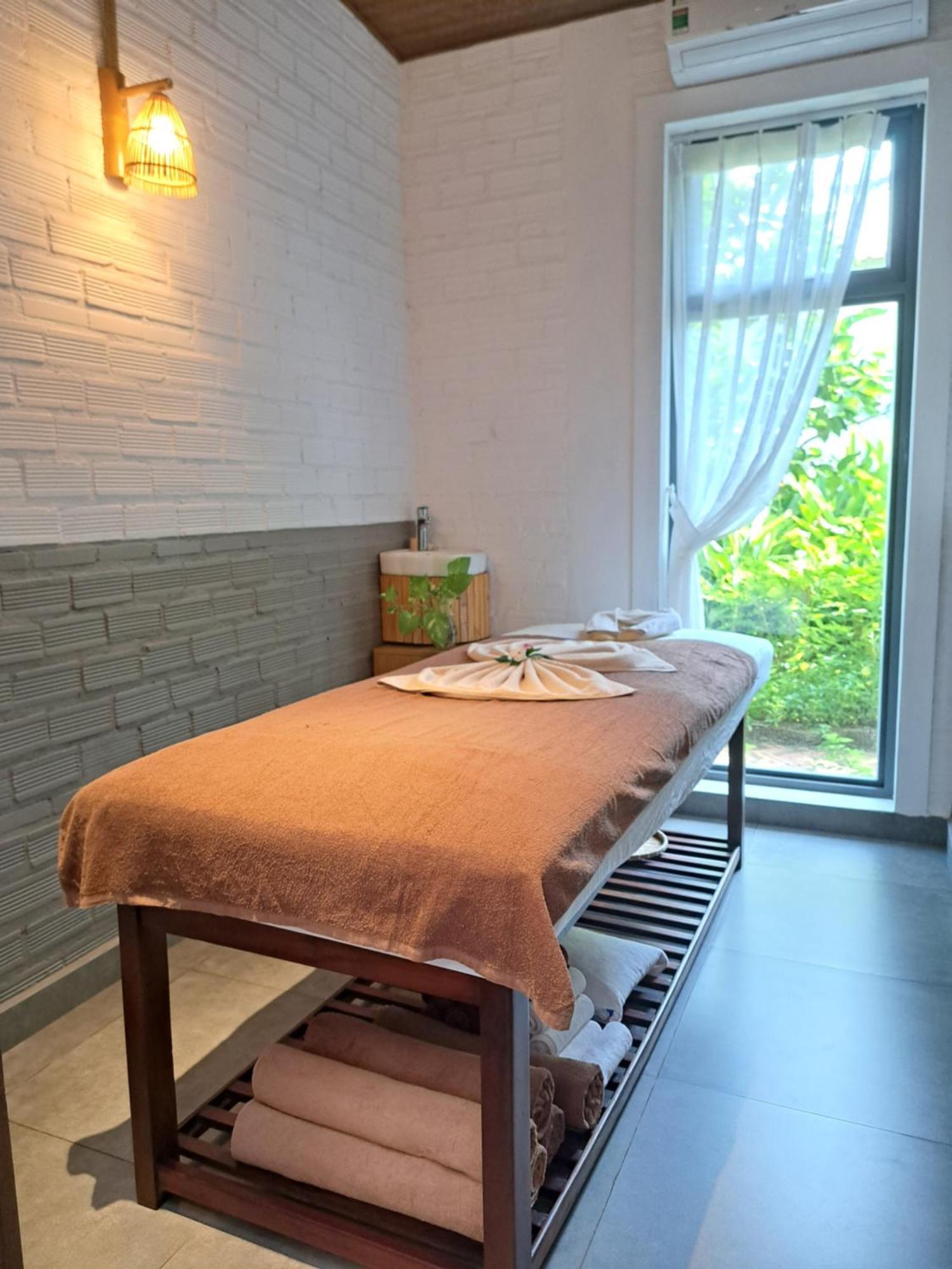 Golden Lotus Spa & Homestay Ap Thien Phuoc Zewnętrze zdjęcie